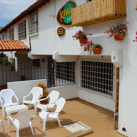 Kiwi B&B Hostal Santa Marta  Exterior photo