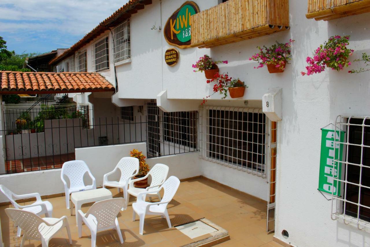 Kiwi B&B Hostal Santa Marta  Exterior photo